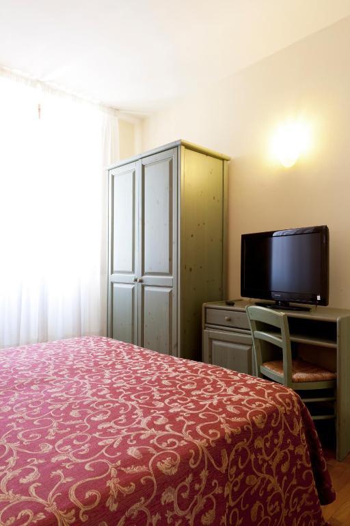 Hotel Savoia E Campana Montecatini Terme Quarto foto